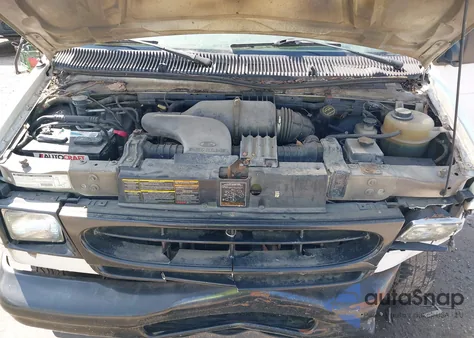 2001 Ford E-150 Commercial/Recreational z USA, uszkodzony, nr VIN 1FTRE14251HB19238